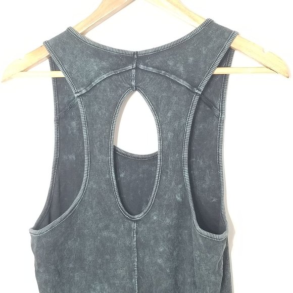 Silence + Noise | Ribbed Knit Long Tank, Size Large - Picture 5 of 8